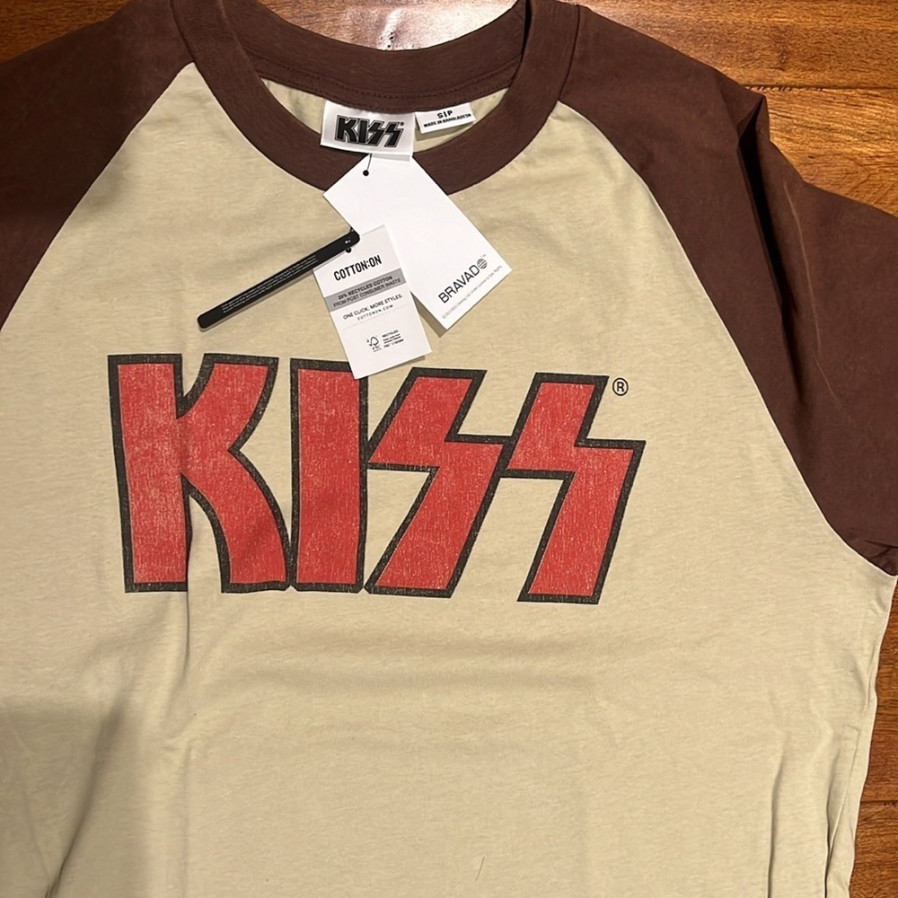 Cotton On License Quarter Sleeve Raglan T-Shirt - Picture 6 of 12